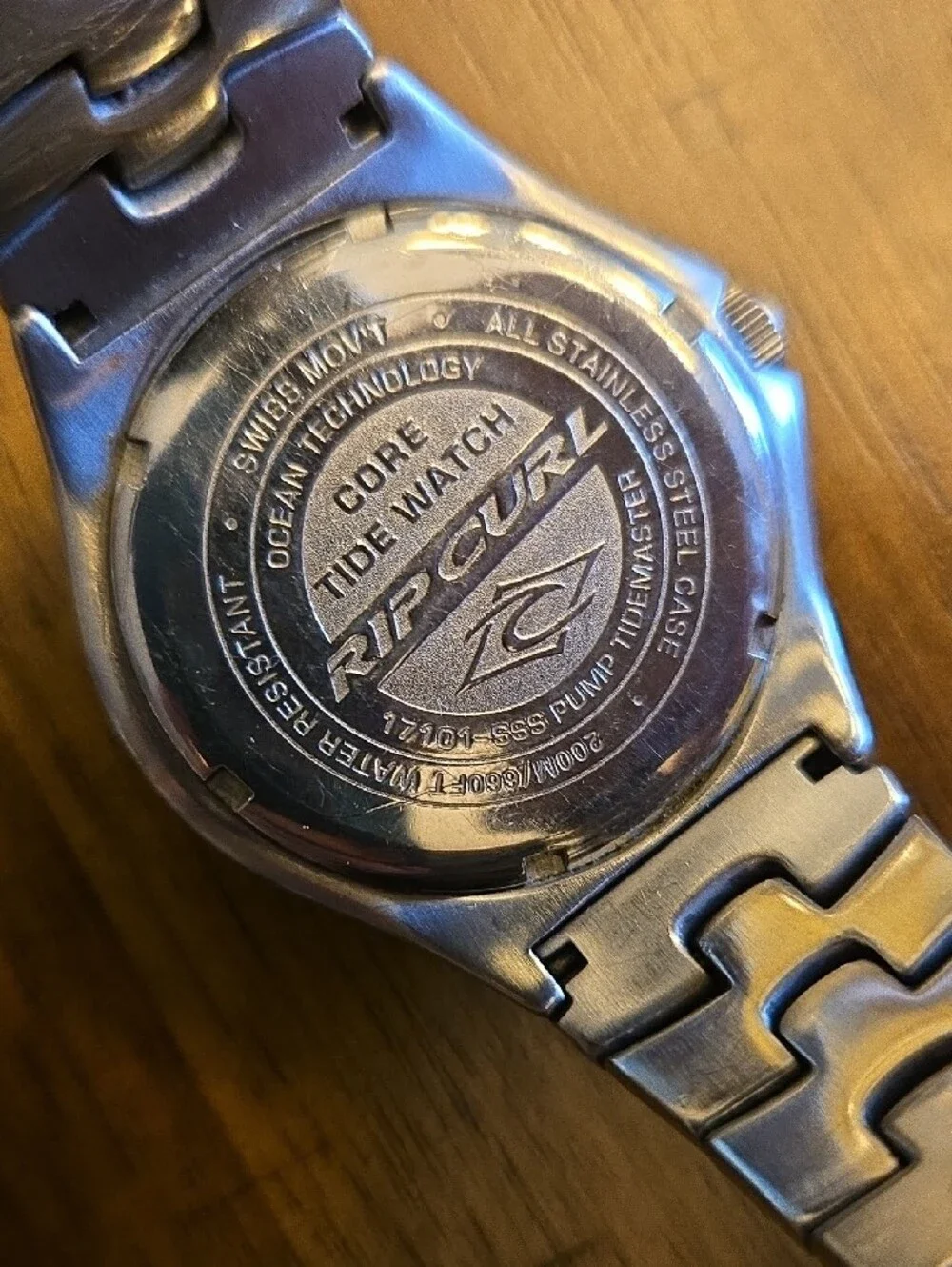 Vintage Rip Curl Tidewater Silver Stainless Steel Watch - Picture 3 of 4